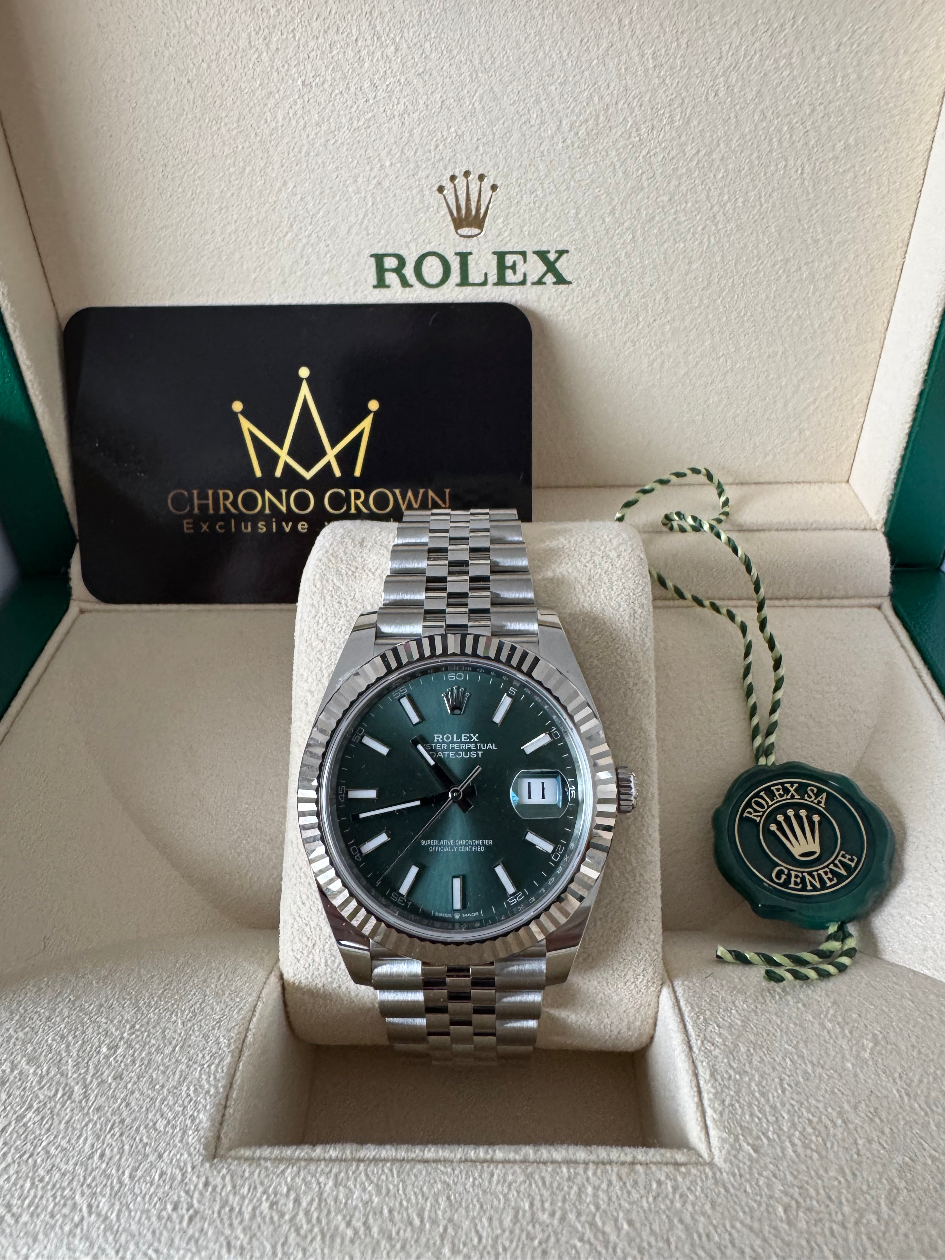 Datejust crown best sale